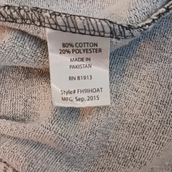 Free Planet Men's Hoodie Size M L/S 1/4 Button White/Gray Textured Front Pocket‎ - Picture 9 of 9